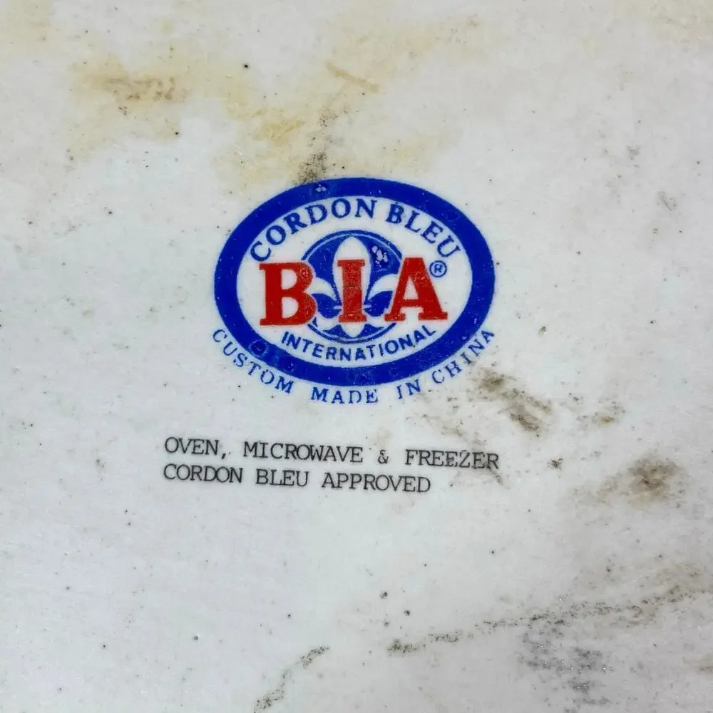VTG BIA CORDON BLEU INTERNATIONAL Ceramic Casserole Dish Fruits Glossy Finish
